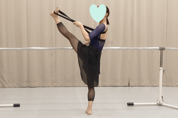 まだ使ってない ストレッチバンドの使い方をご紹介します Ballet Style バレエ スタイル